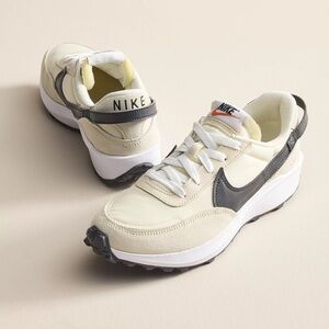 Nike Cream and Black Waffle Debute